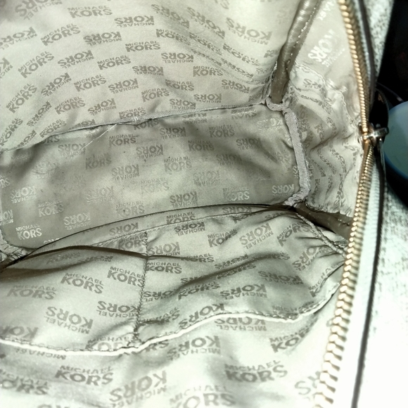 Mini BackPack - Picture 4 of 6